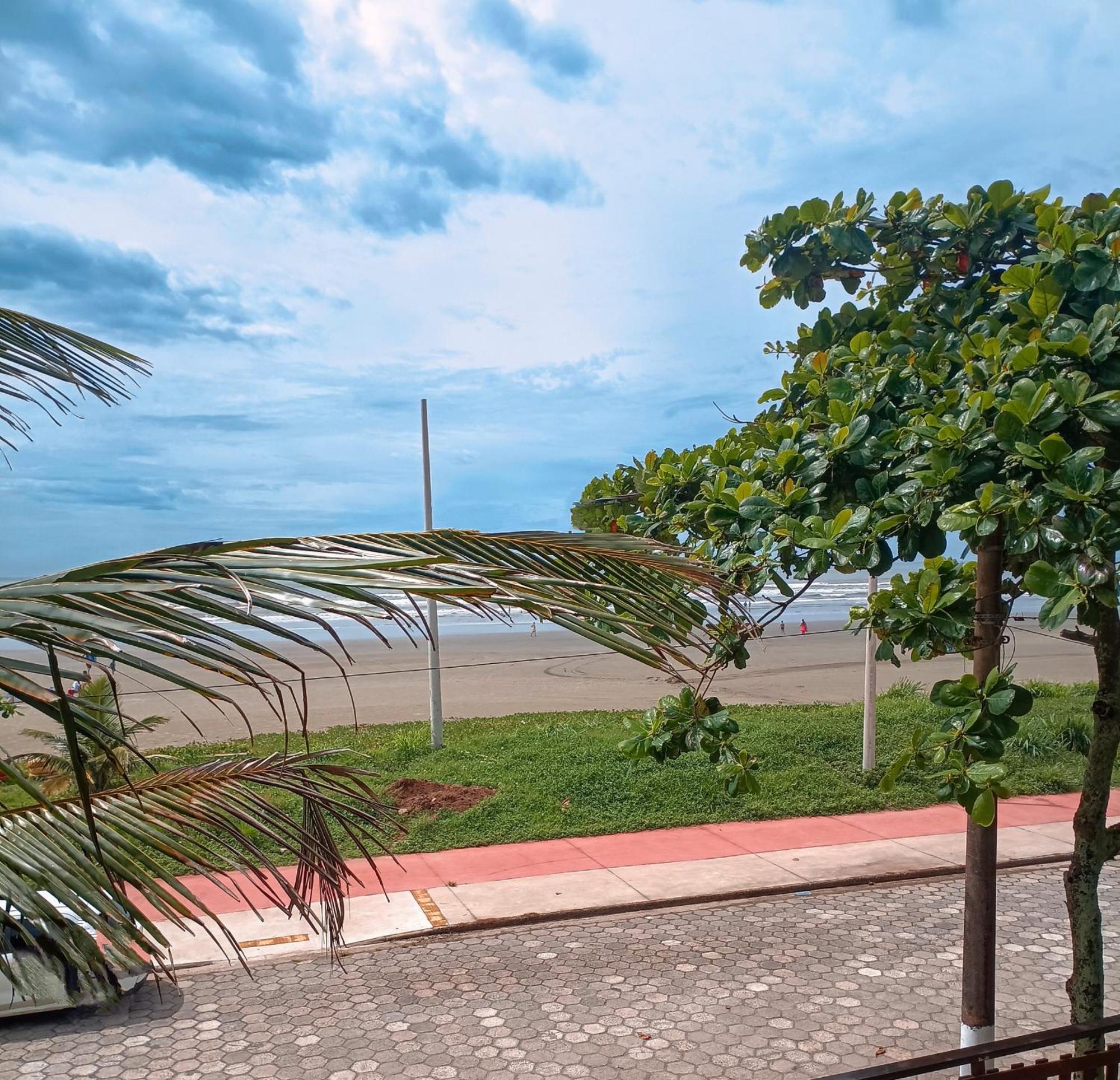 Pousada Beira Mar Peruibe Peruíbe Exterior foto